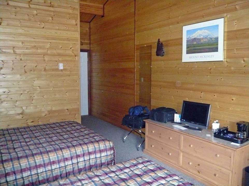 Zimmer Denali Grizzly Bear Resort