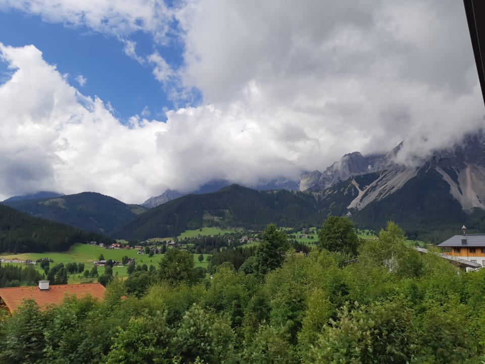 Ausblick Rittis Alpin Chalets Dachstein