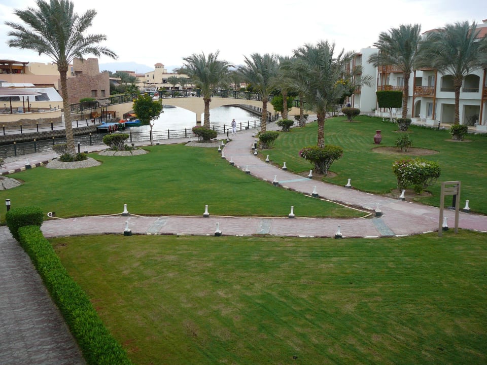 Castelo, Brücke über die Lagune und Block 5 Pickalbatros Dana Beach Resort - Hurghada