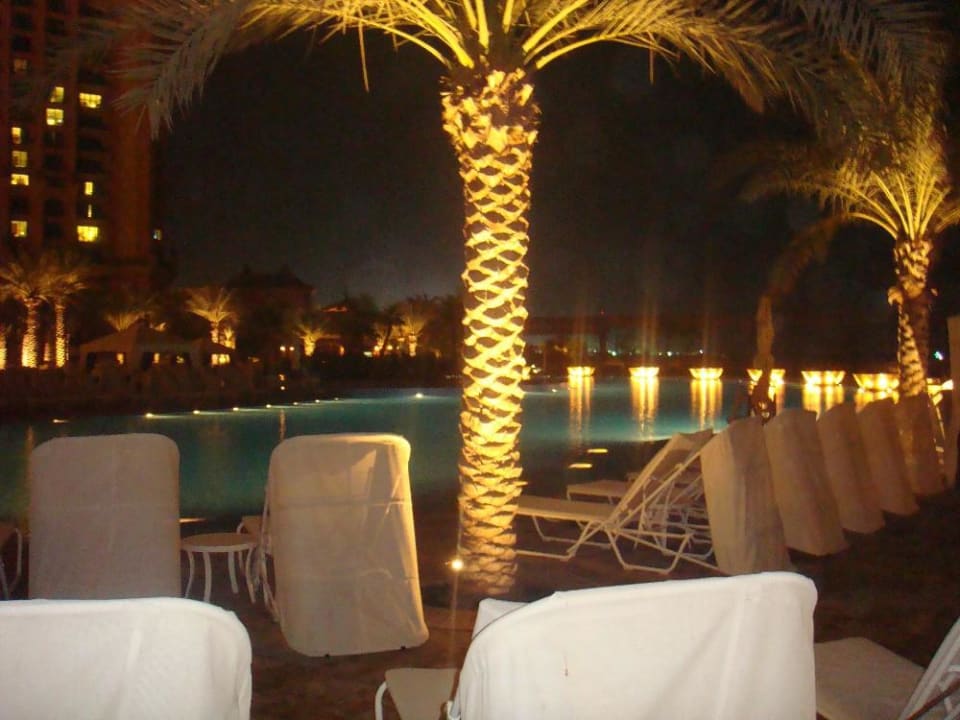 Abends alles toll beleuchtet Atlantis, The Palm