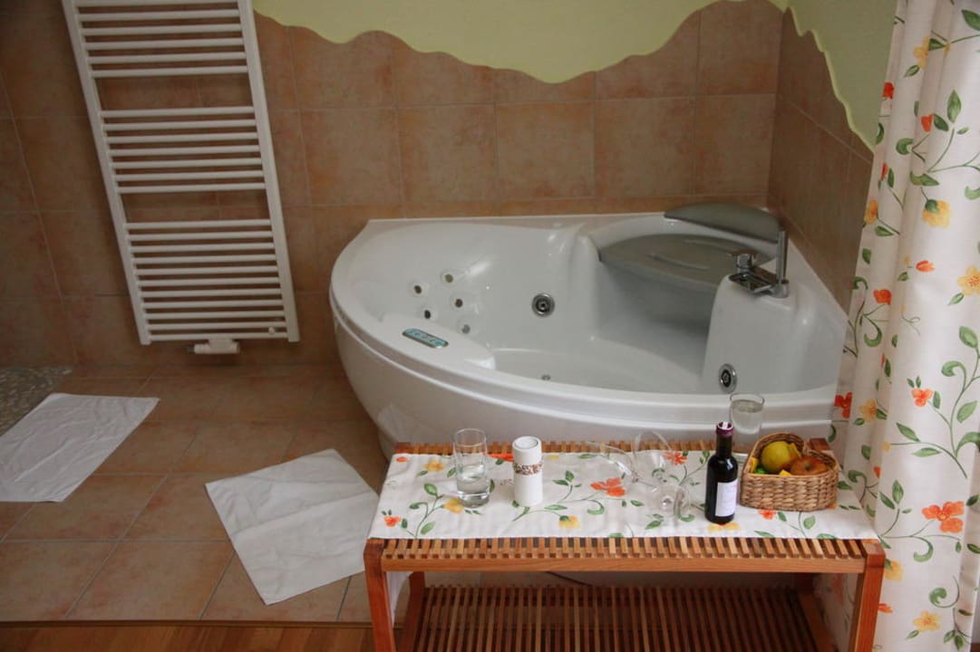 Whirlwanne Zur Grünen Au