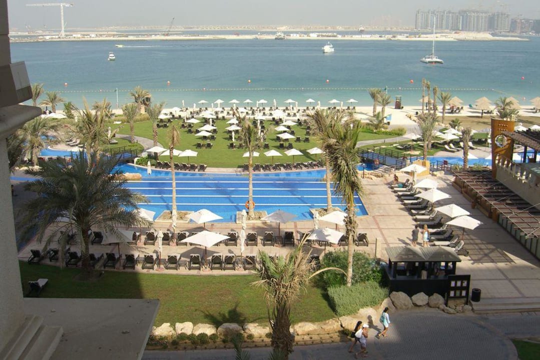 Blick vom Balkon auf die Baustelle The Westin Dubai Mina Seyahi Beach Resort & Marina