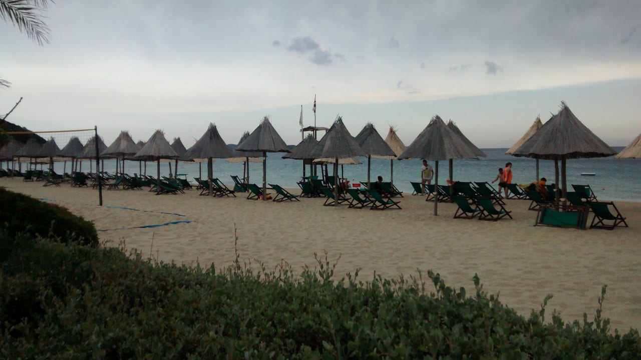 Strand Cormoran Hotel & Residence