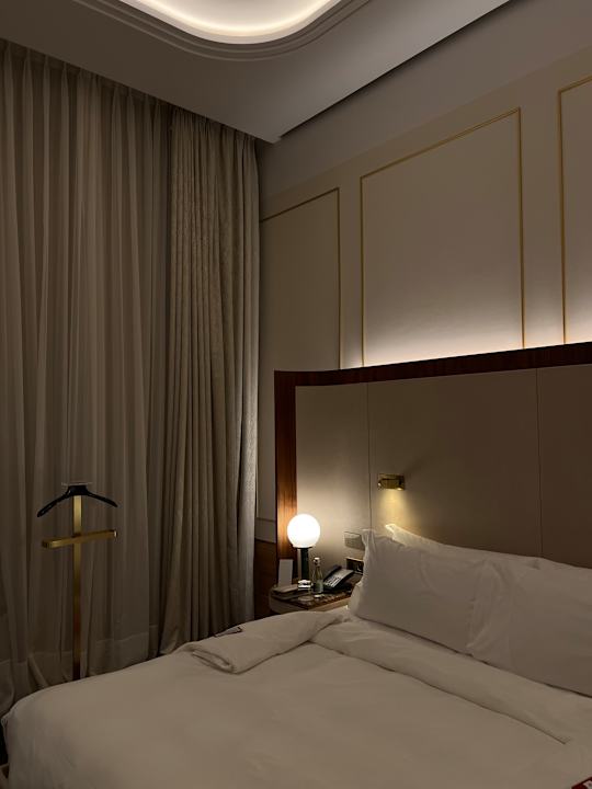 Zimmer Raffles Europejski Warschau