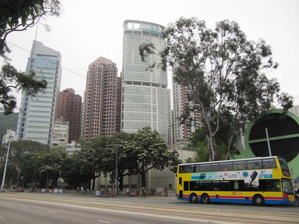 Ansicht von der Hauptstraße Metropark Hotel Causeway Bay Hong Kong