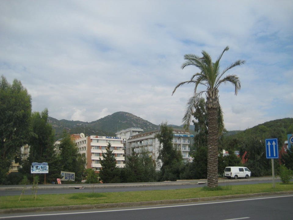 Es gibt auch Palmen Club Hotel Mirabell