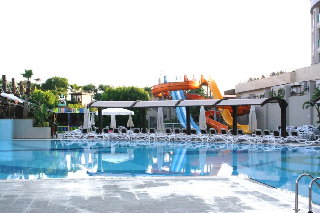 Poolansicht Aydinbey Kings Palace & Spa