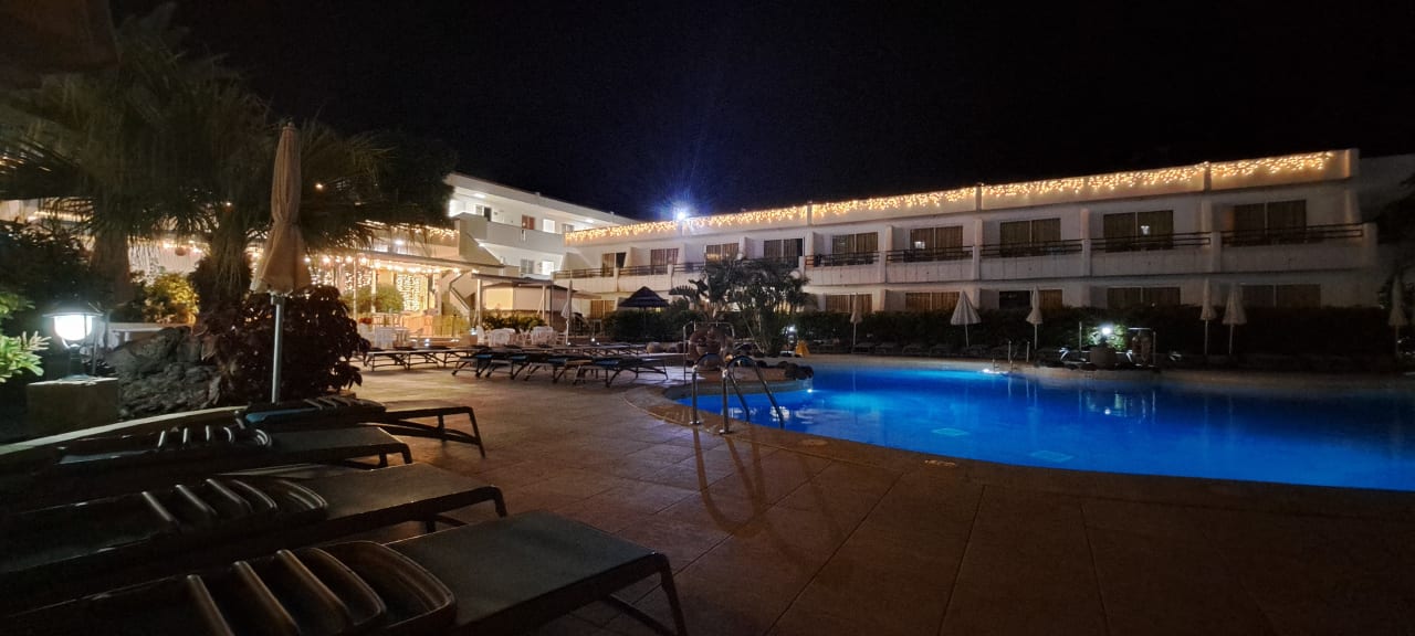 Pool HOVIMA Panorama
