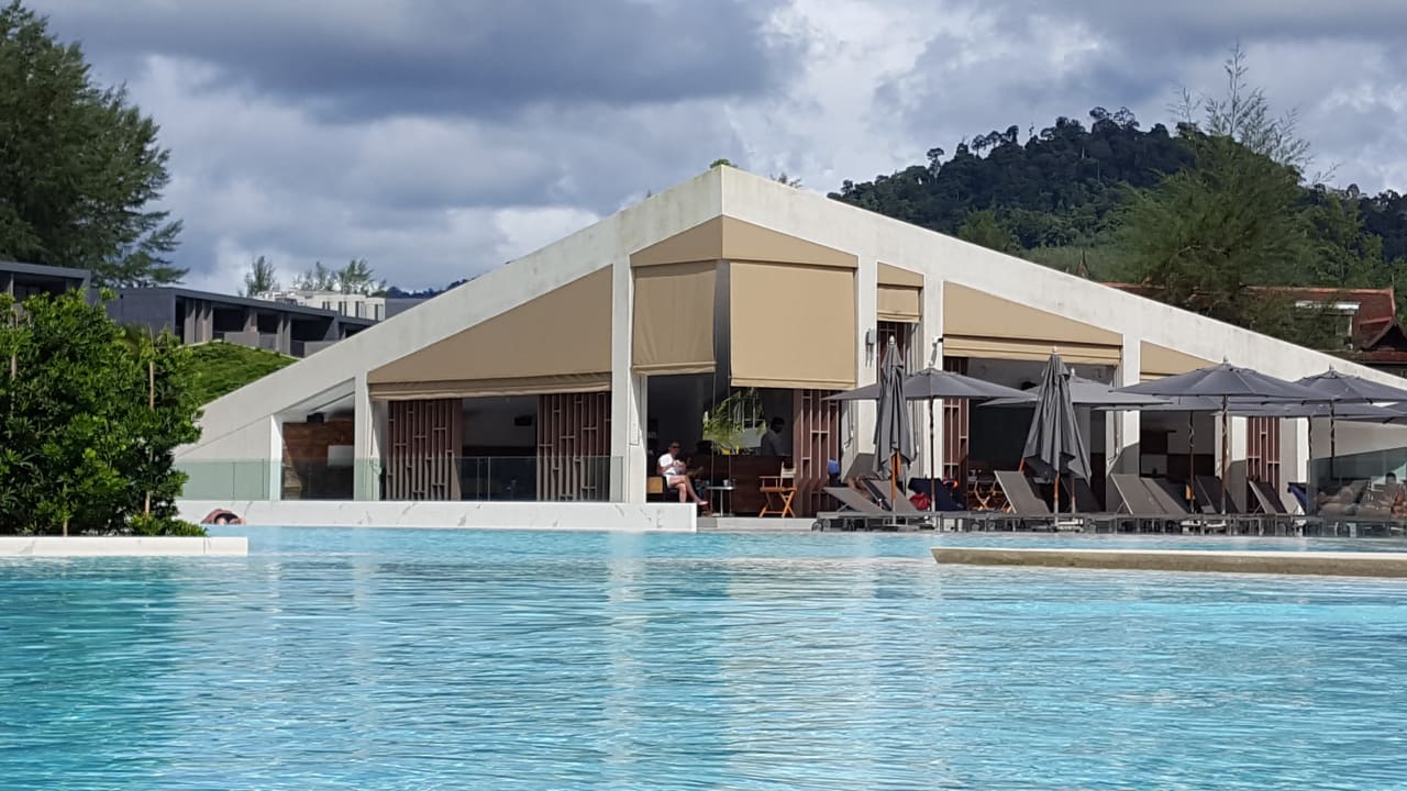 Pool La Vela Khao Lak