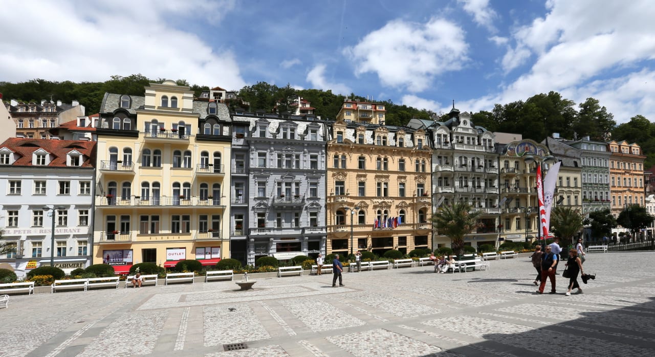 hotel astoria karlovy vary parkování