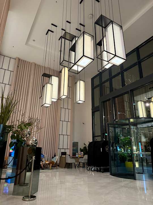 Lobby voco Dubai The Palm by IHG