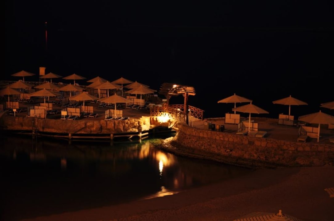 Strand bei Nacht SUNRISE Holidays Resort (Adults Only)
