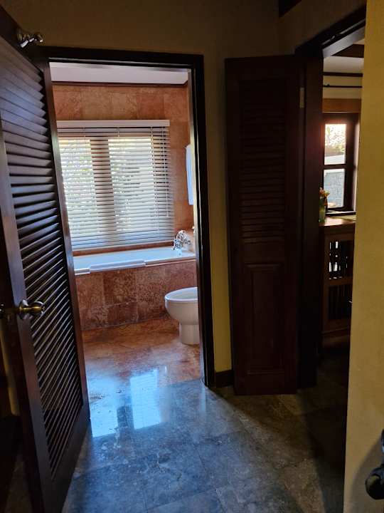 Zimmer Puri Santrian