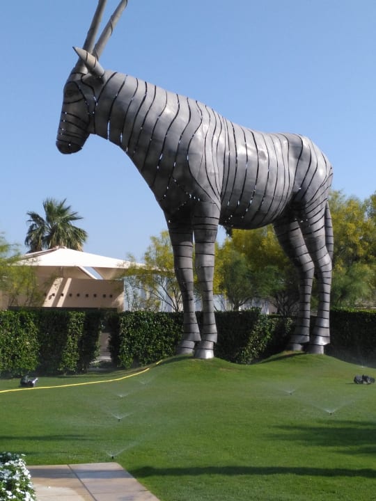 Pool The St. Regis Doha