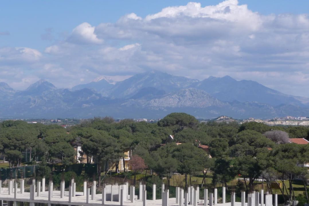 Hauptgebäude Teil A Landausblick Voyage Belek Golf & Spa