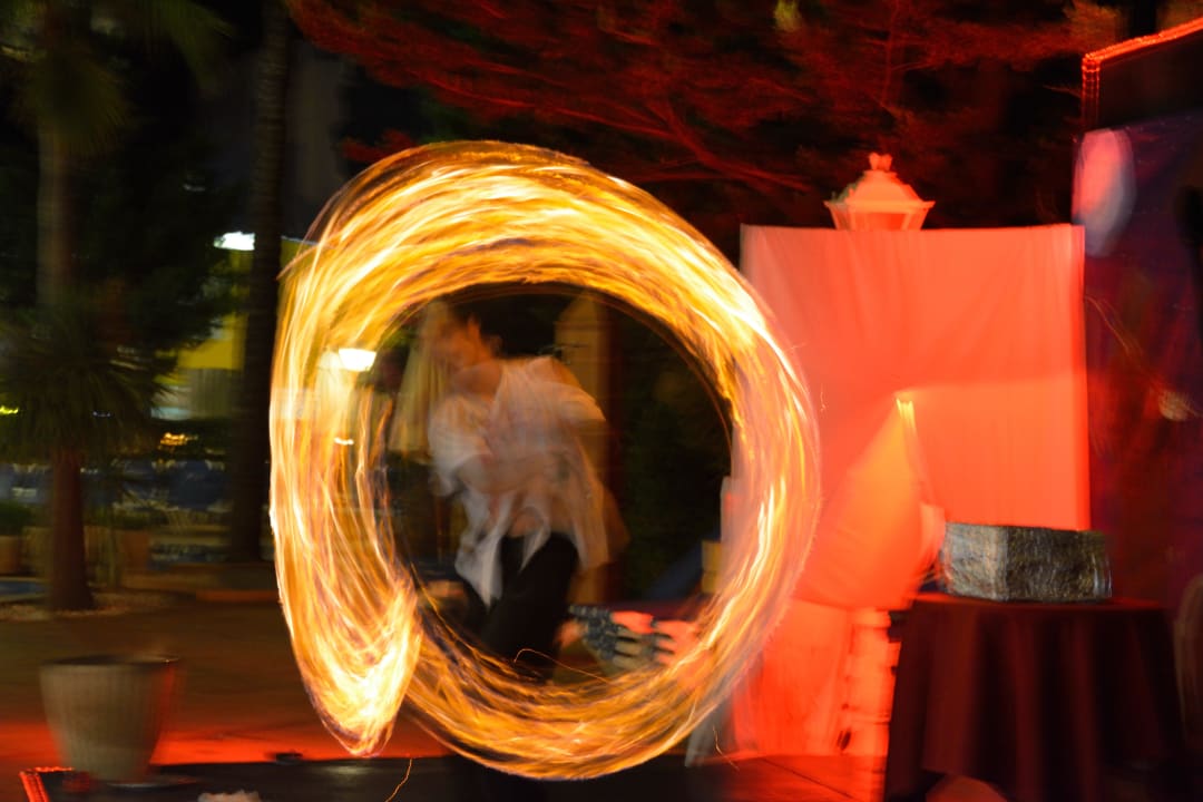 Fireshow Abendprogramm im Hote Valentin Reina Paguera
