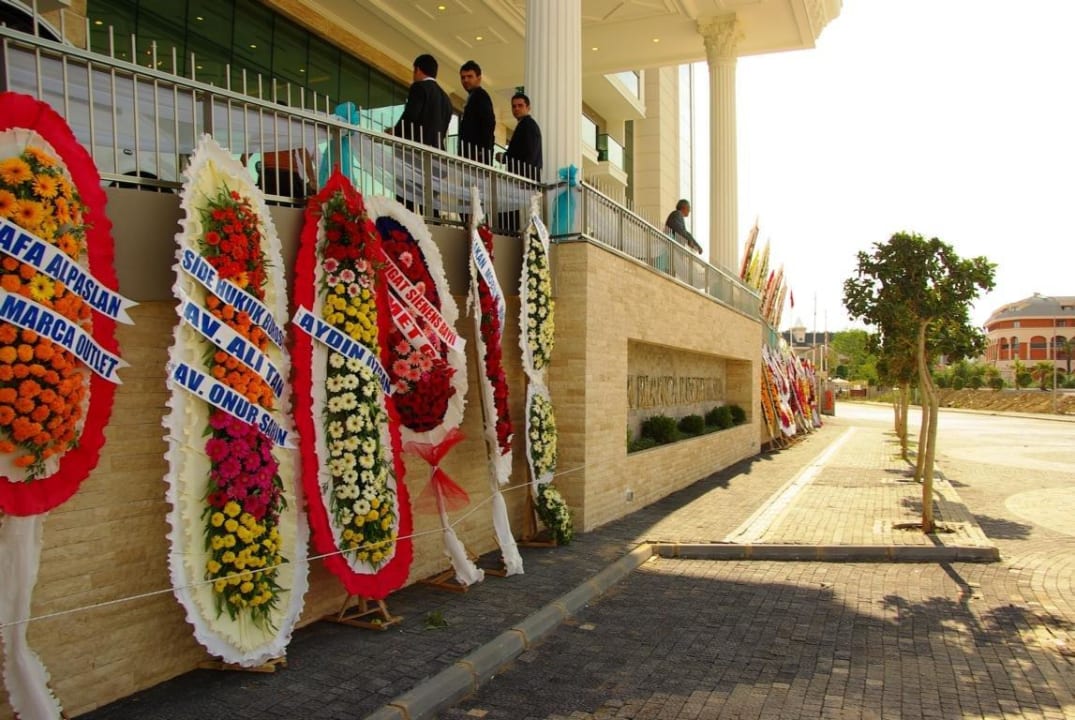 Große Feier angesagt 26.5. Luna Blanca Resort & Spa