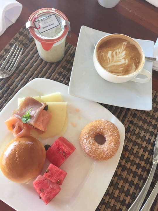 Frühstück LUX South Ari Atoll