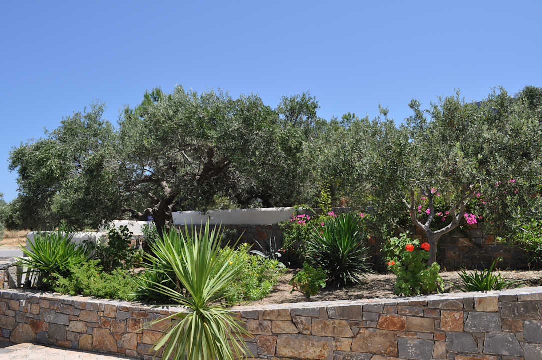 Gartenanlage Nefeli Villas