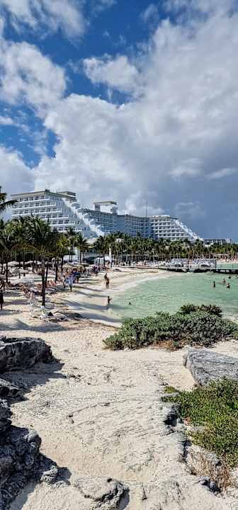 Außenansicht Hotel Riu Caribe