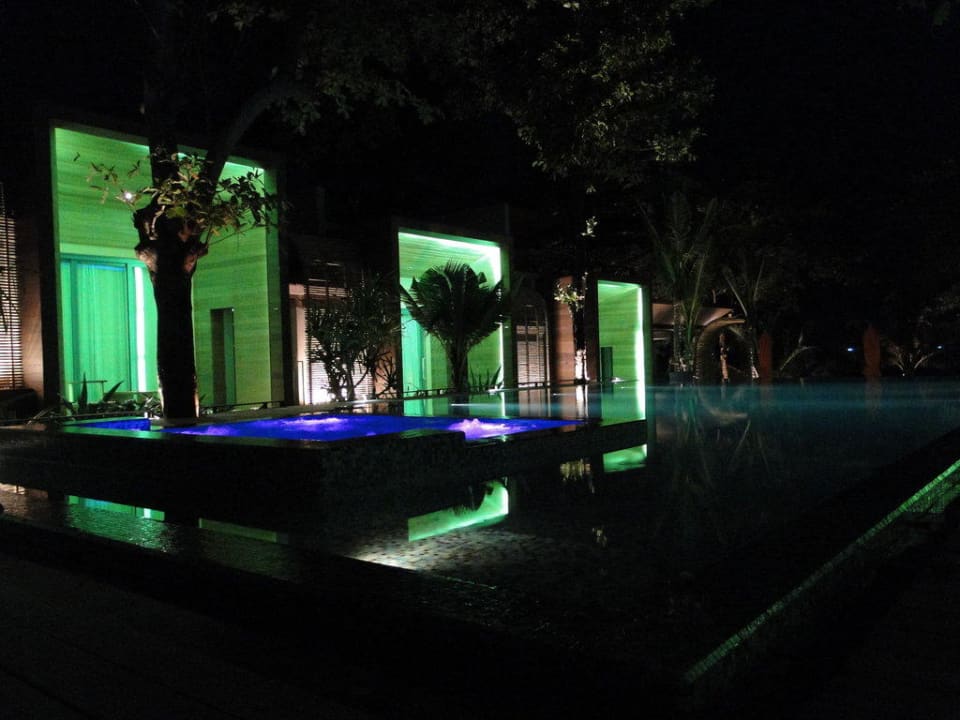 Pool bei Nacht Sai Kaew Beach Resort