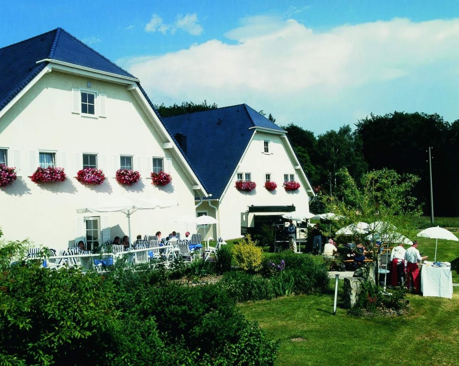 Nicolai Gartenansicht Ringhotel Landhaus Nicolai