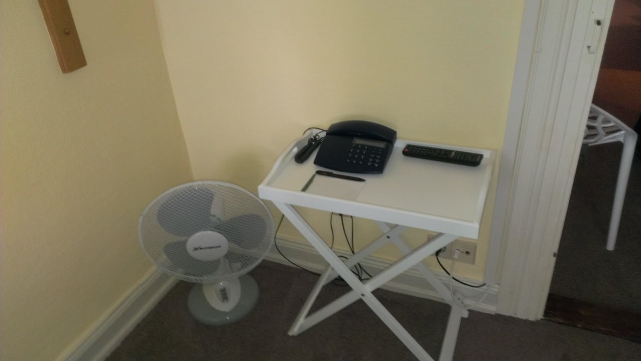 Zimmer Rebstöckel Gästehaus WeinHof & Vinothek