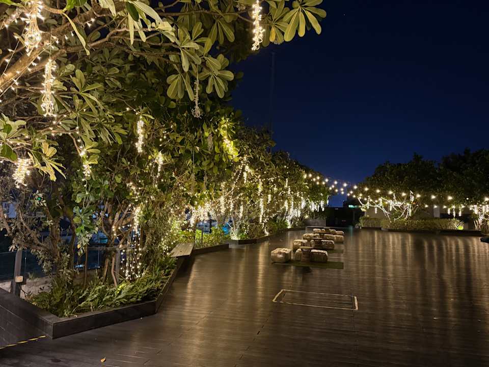Pool Hotel Indigo Phuket Patong by IHG