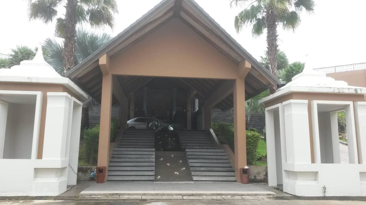 Eingangsbereich Hotel Rawai Palm Beach Resort