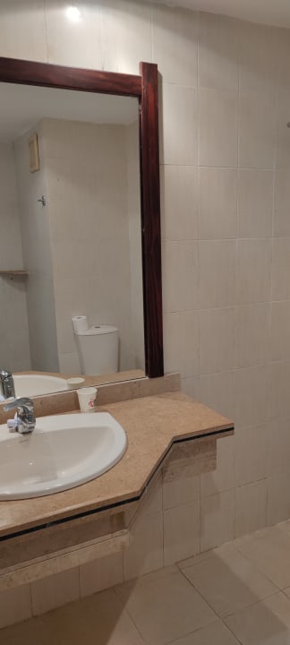 Zimmer Brayka Bay Resort