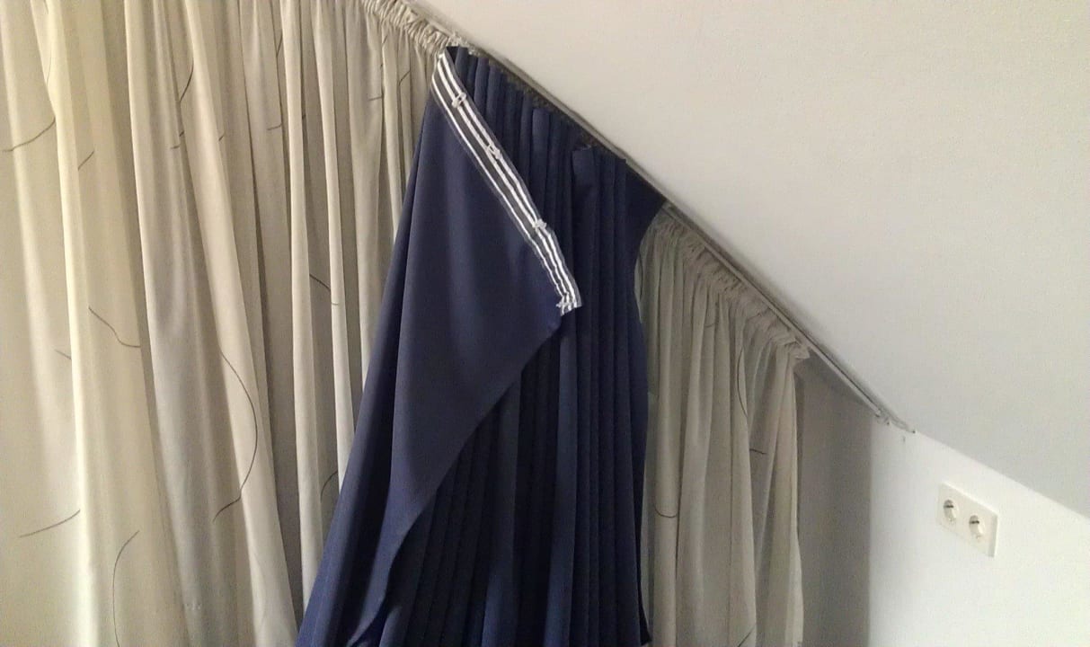 Defekte Vorhänge SEEhotel Friedrichshafen