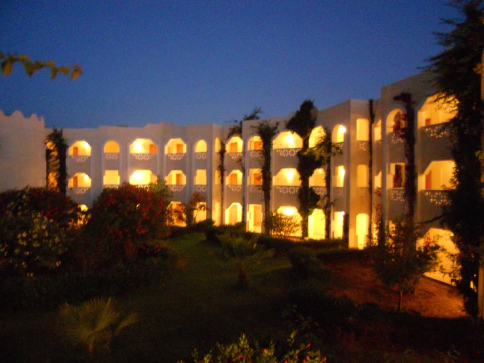 Schöner gepflegter Innenhof! Mahdia Beach & Aquapark