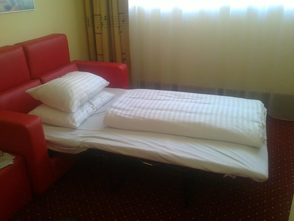 Ausziehsofa Best Western Plus Amedia Art Salzburg