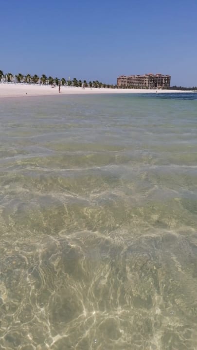 Strand Hampton by Hilton Marjan Island