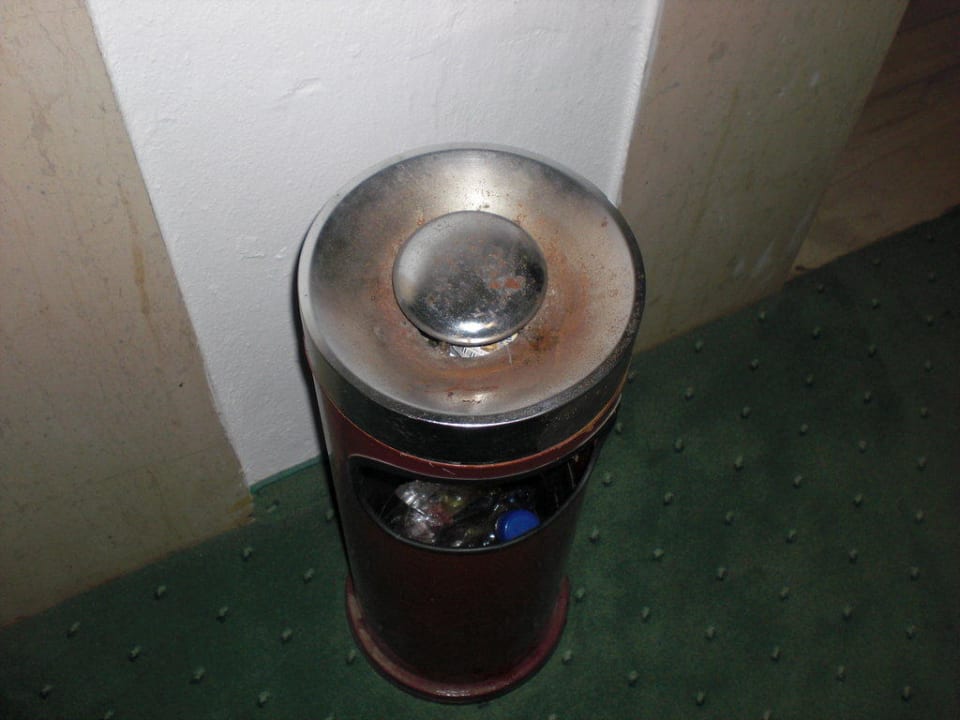 Gleich neben dem Fahrstuhl Pegasos Deluxe Beach Hotel