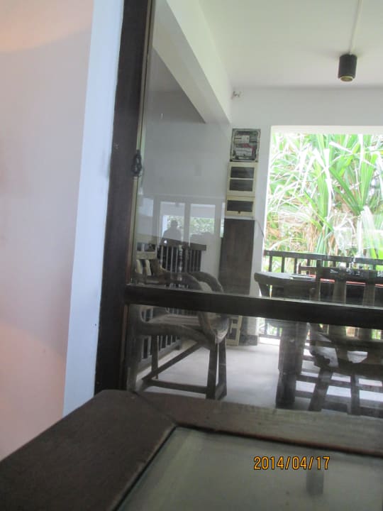 Offener Stromverteilerkasten im Restaurant Earl’s Reef Beruwala