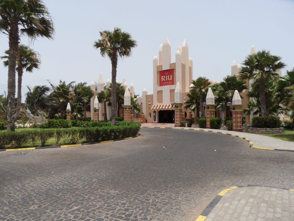 Eingang Hotel Riu Cabo Verde