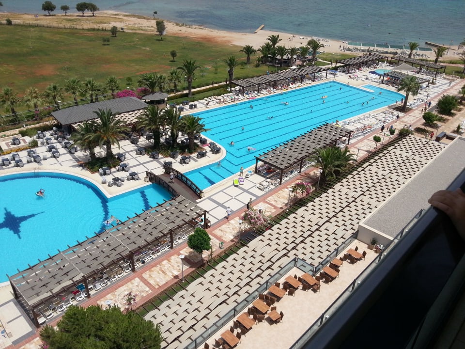 Basen z balkonu Venosa Beach Resort & Spa