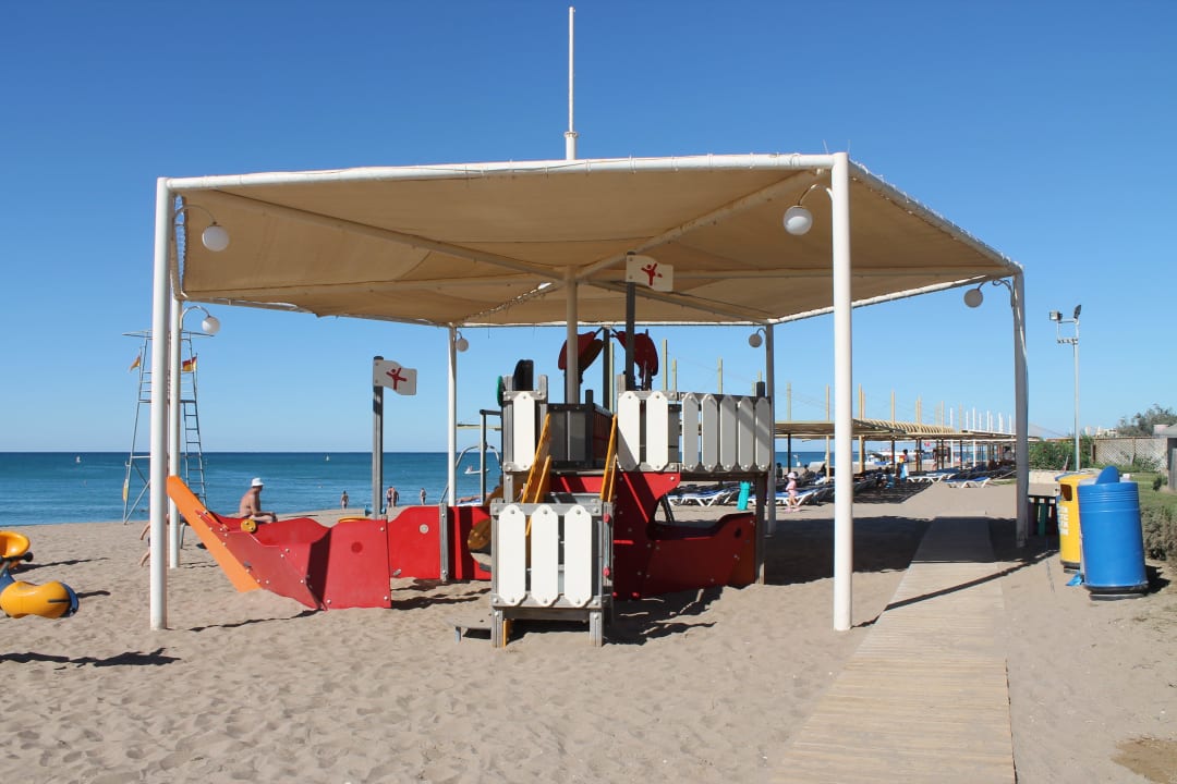 Spielplatz am Strand Blue Waters Club