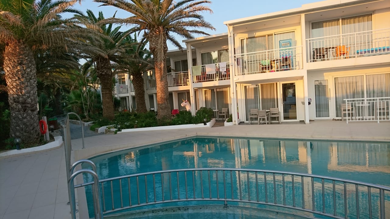 Außenansicht HARPIN Happy Days Beach Hotel