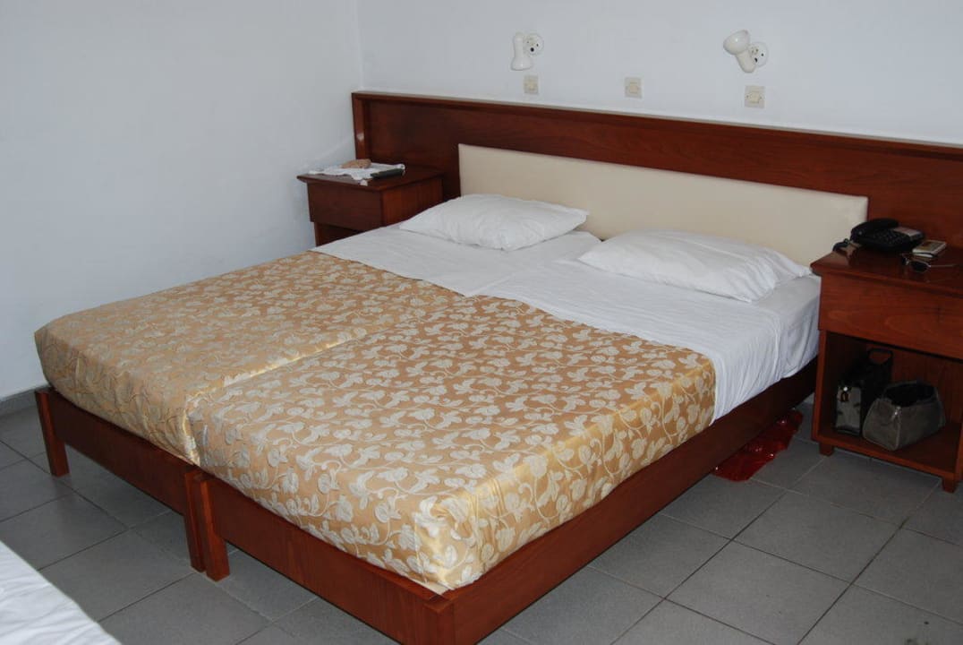 Das war das Wohn/Schlafzimmer Sentido Kyknos Beach Adults Only 16+