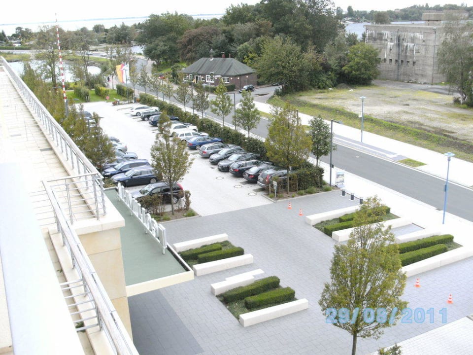 Parkplatz vor dem Hotel ATLANTIC Hotel Wilhelmshaven