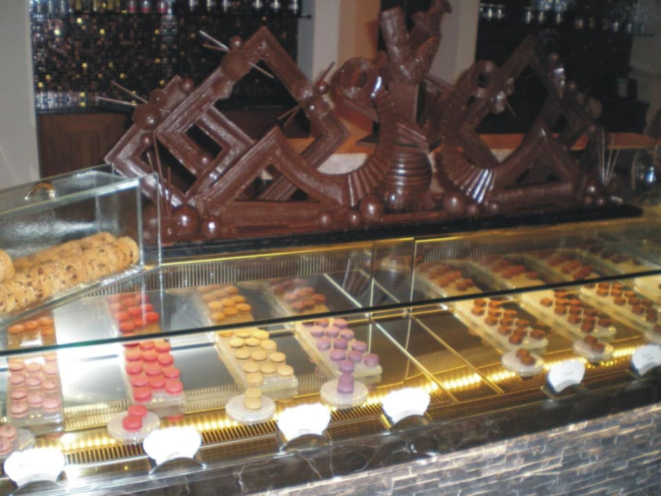 Schokokunst The St. Regis Saadiyat Island Resort, Abu Dhabi