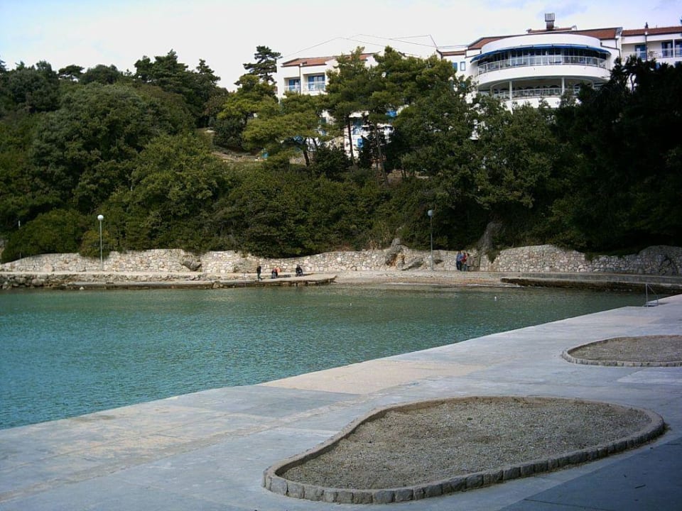 Blick aufs Hotel Sunny Krk by Valamar