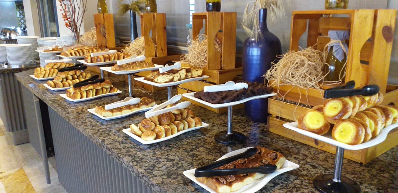 Gastro Melas Resort Hotel