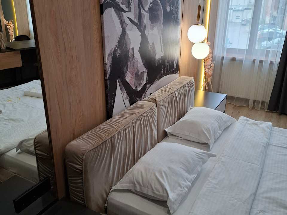 Zimmer Royal romantic apartment with bathtub