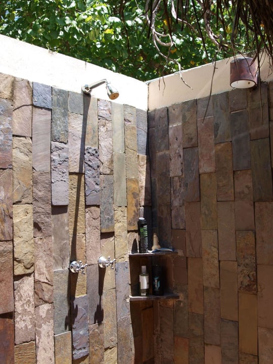 Open Air Dusche Filitheyo Island Resort