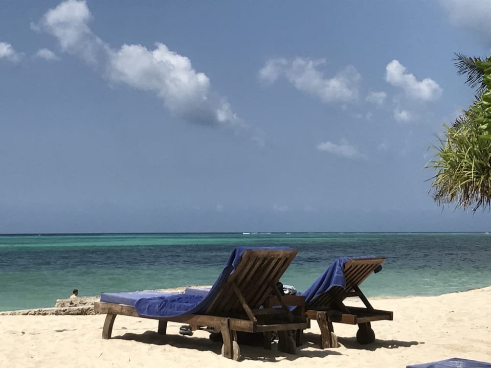 Strand Neptune Pwani Beach Resort & Spa