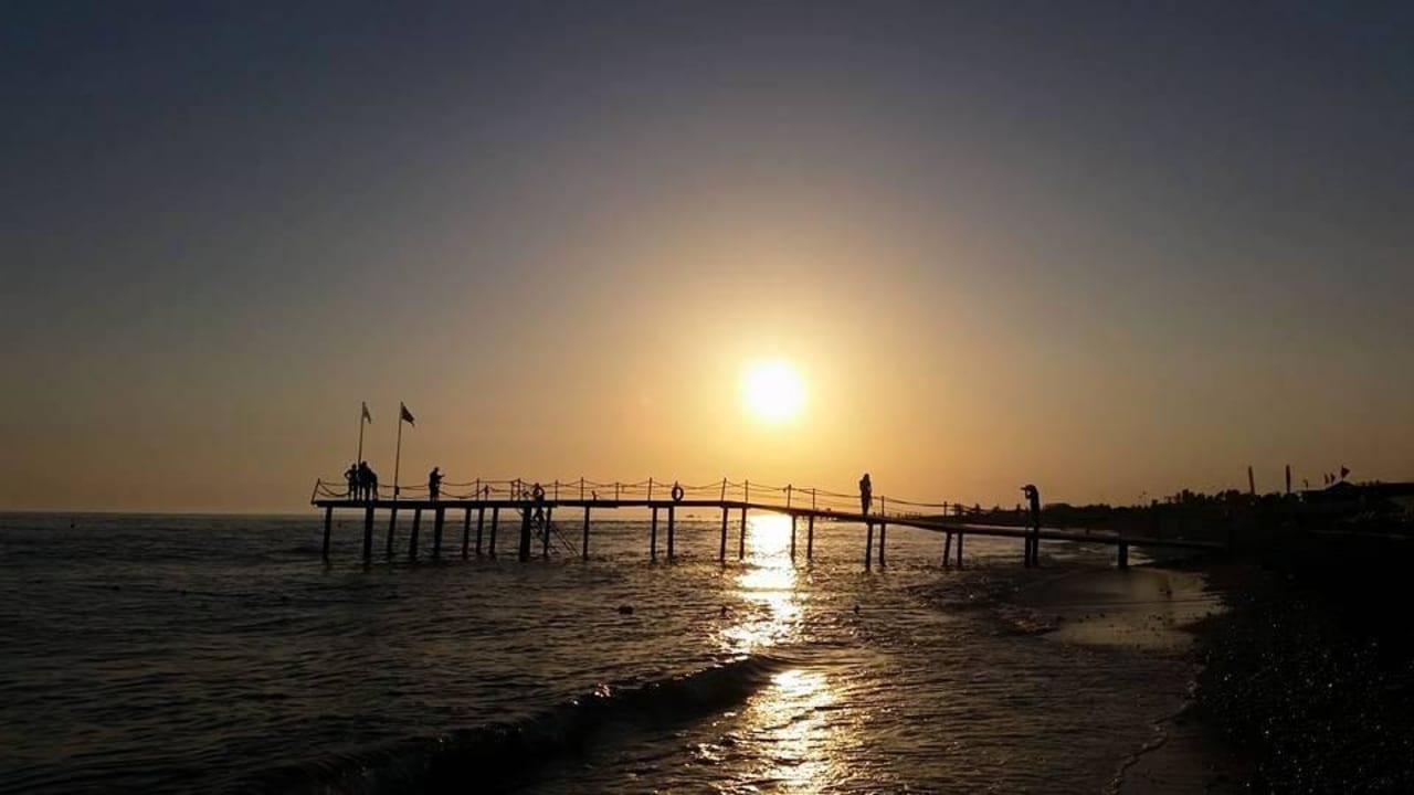 Zachód słońca Holiday Park Resort