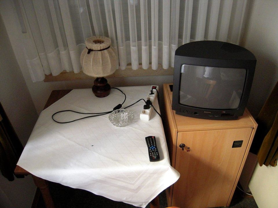 Elektroeinrichtung Hotel Zum Günen Kranz